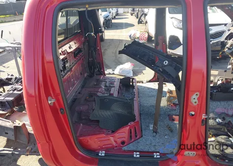 2018 Toyota Tacoma Trd Sport из США, поврежденный, VIN 3TMBZ5DN7JM017216